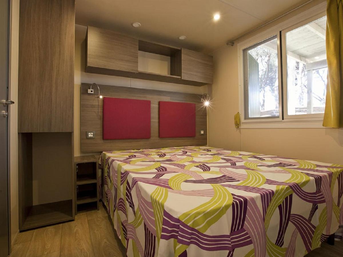 מרינה די ביבונה Camping Free Beach מראה חיצוני תמונה
