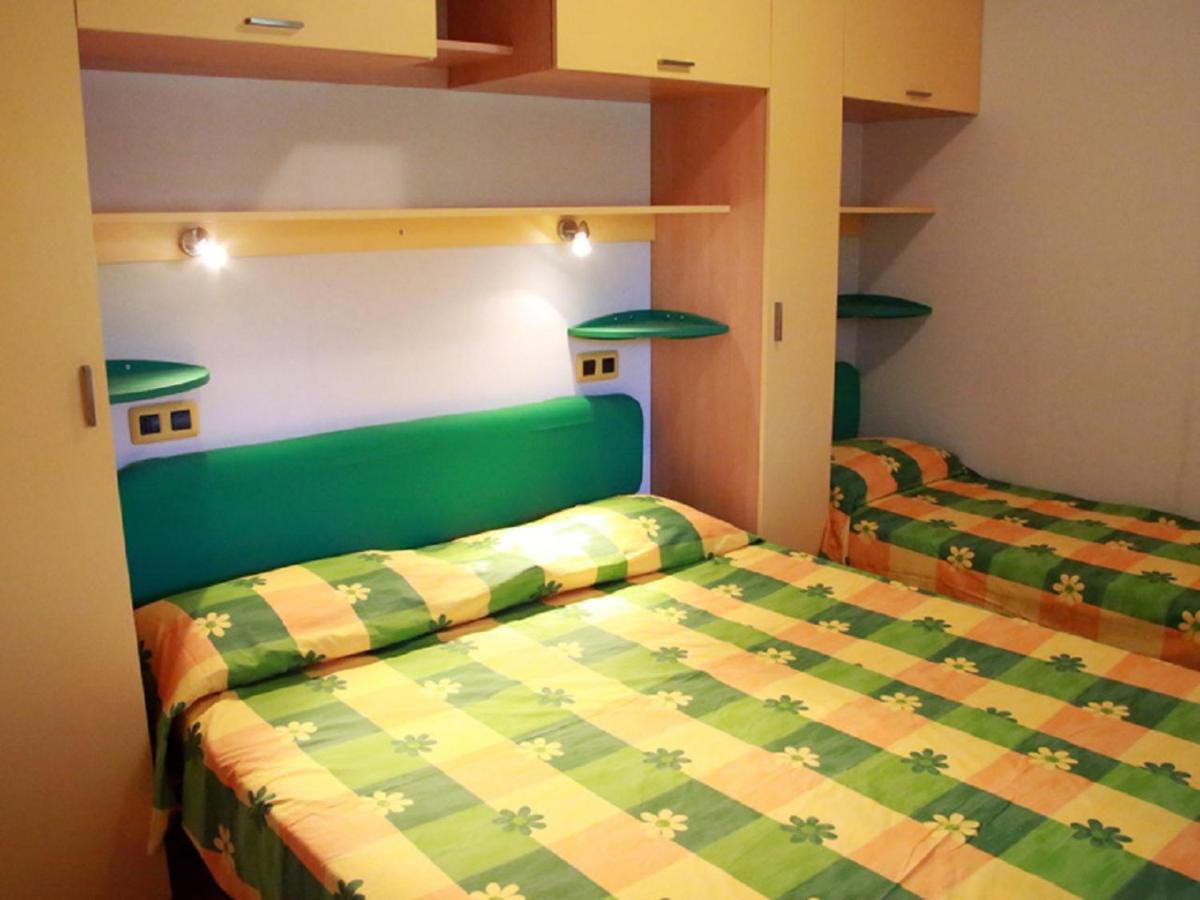 מרינה די ביבונה Camping Free Beach מראה חיצוני תמונה